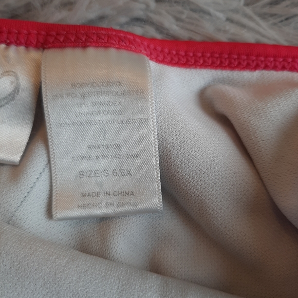 Jojo Siwa Rainbow One Piece Bathing Suits Size 5-6 - Picture 3 of 8